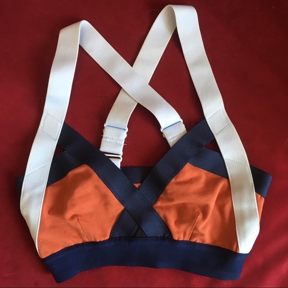 NWB Community bra top by Aritzia - Picture 2 of 6